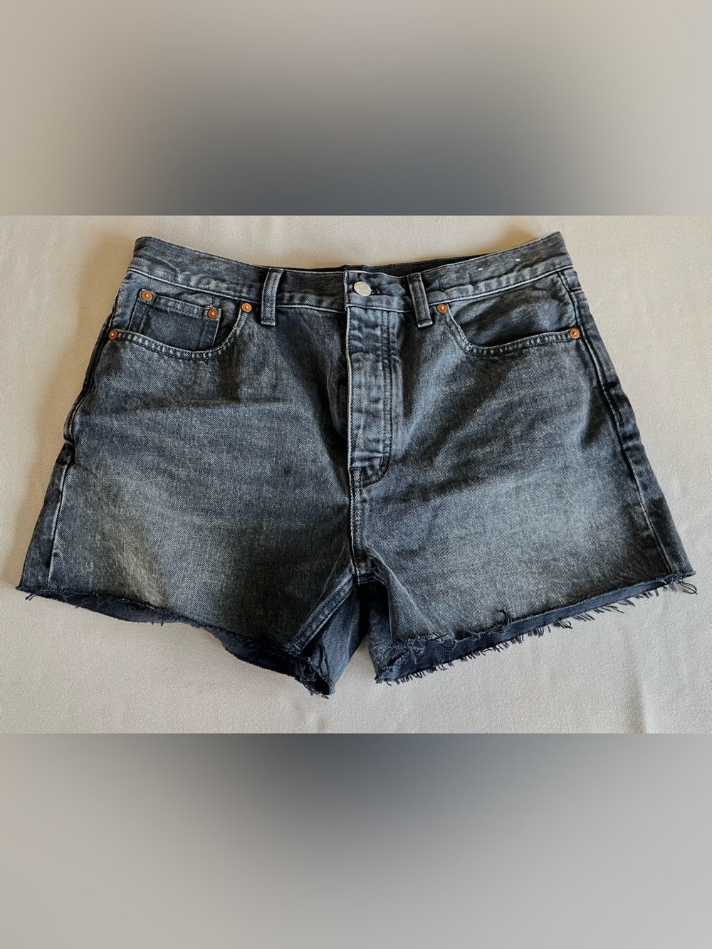 Madewell Low-Slung Baggy Washed Black Denim Button Fly Women’s Shorts | Size 28